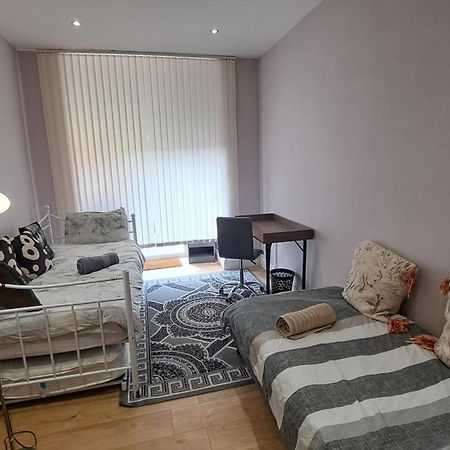 Comfy Fenia Stay Londres Extérieur photo