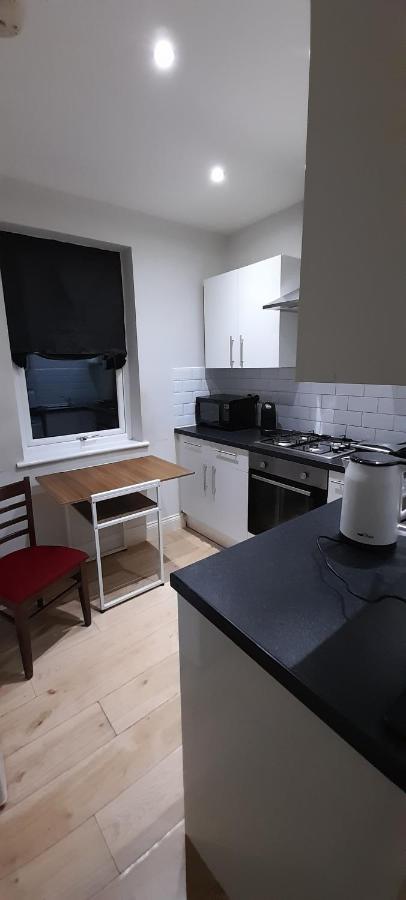 Comfy Fenia Stay Londres Extérieur photo