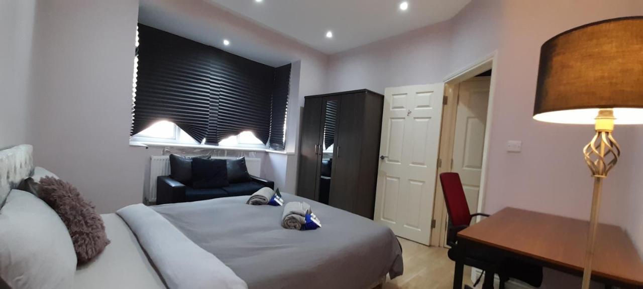 Comfy Fenia Stay Londres Extérieur photo
