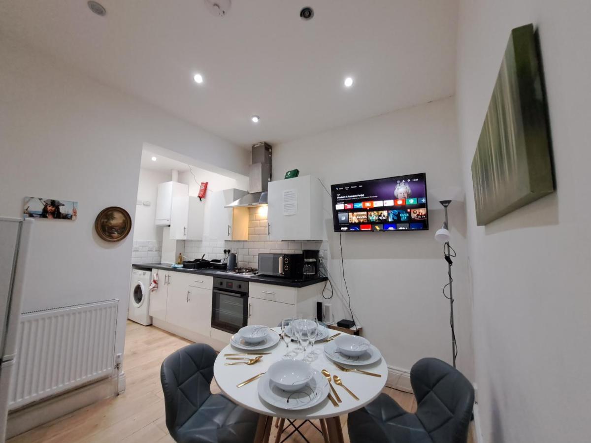 Comfy Fenia Stay Londres Extérieur photo