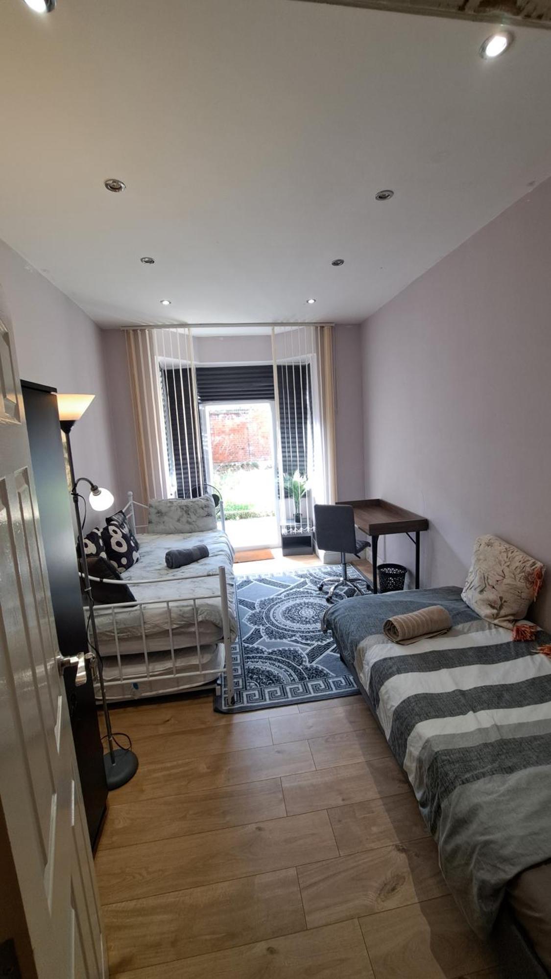 Comfy Fenia Stay Londres Extérieur photo